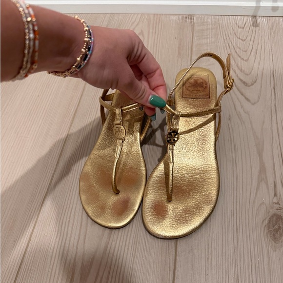 Tory Burch Shoes - Tory Burch Gold Leather T-Strap Sandals - Women size 8